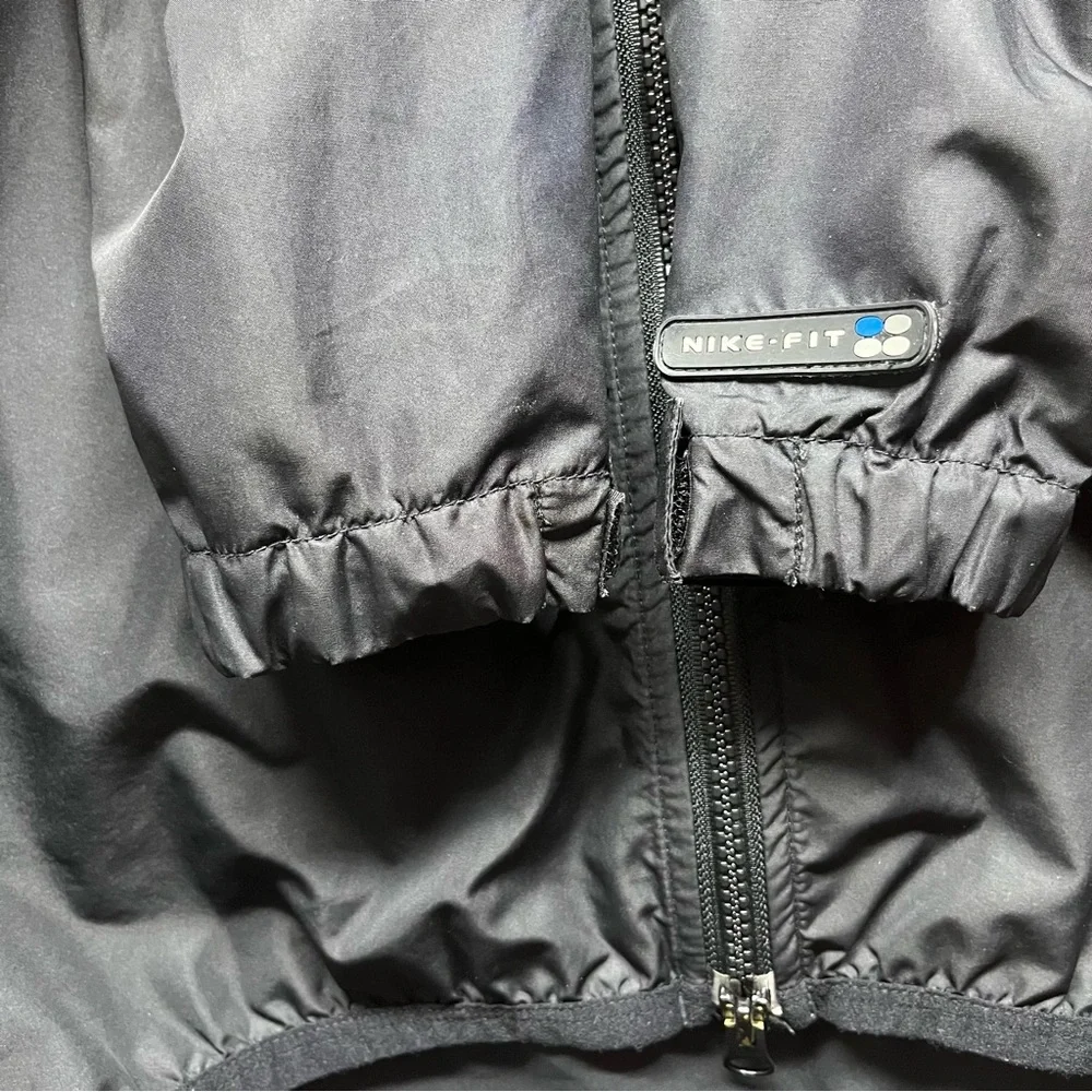 Vintage Nike ACG Black Packable Windbreaker Womens Size S - Picture 7 of 12